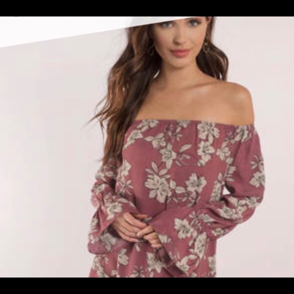 Tobi Off Shoulder Burgundy Peasant Top